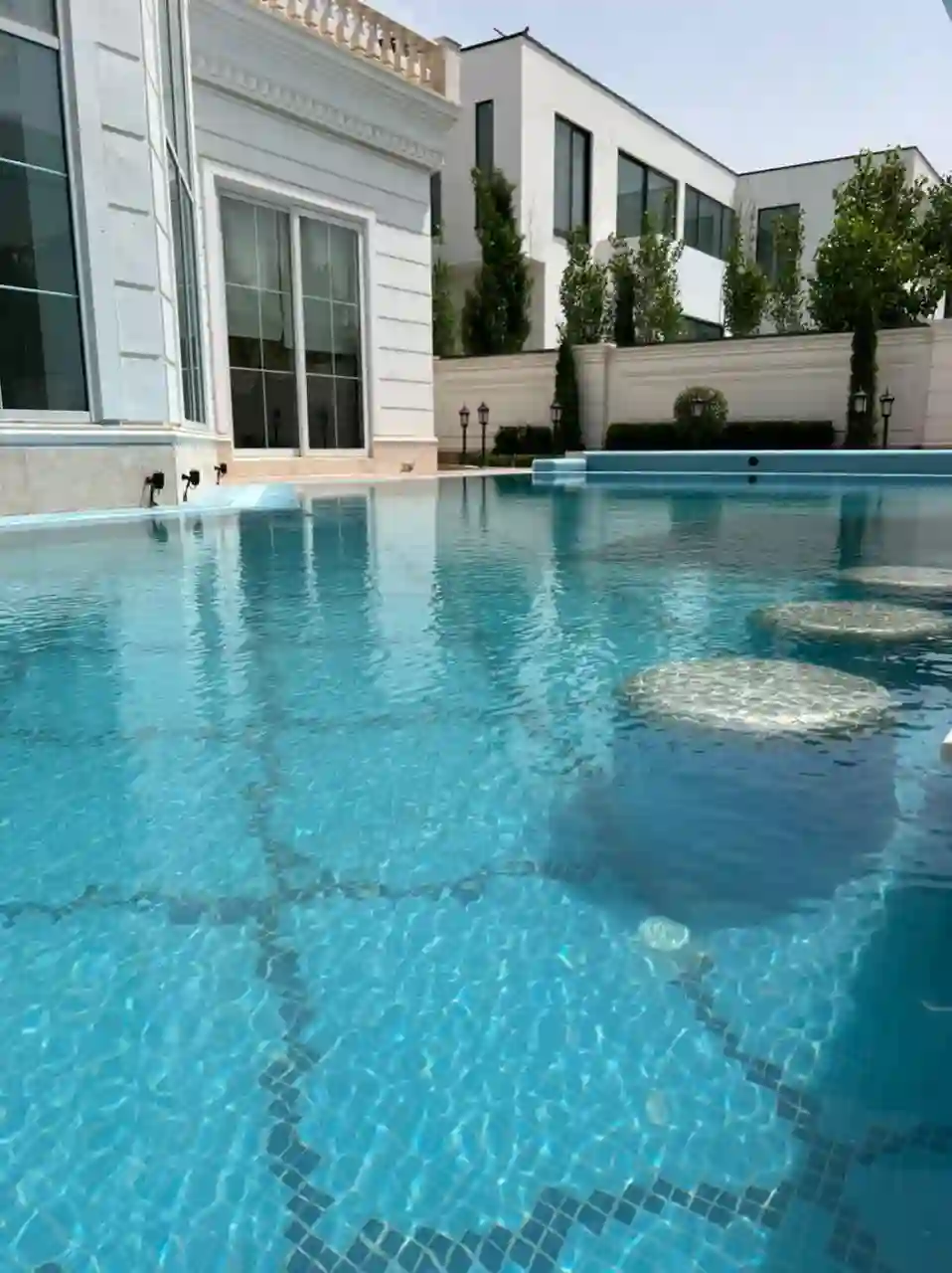 آریان استخر