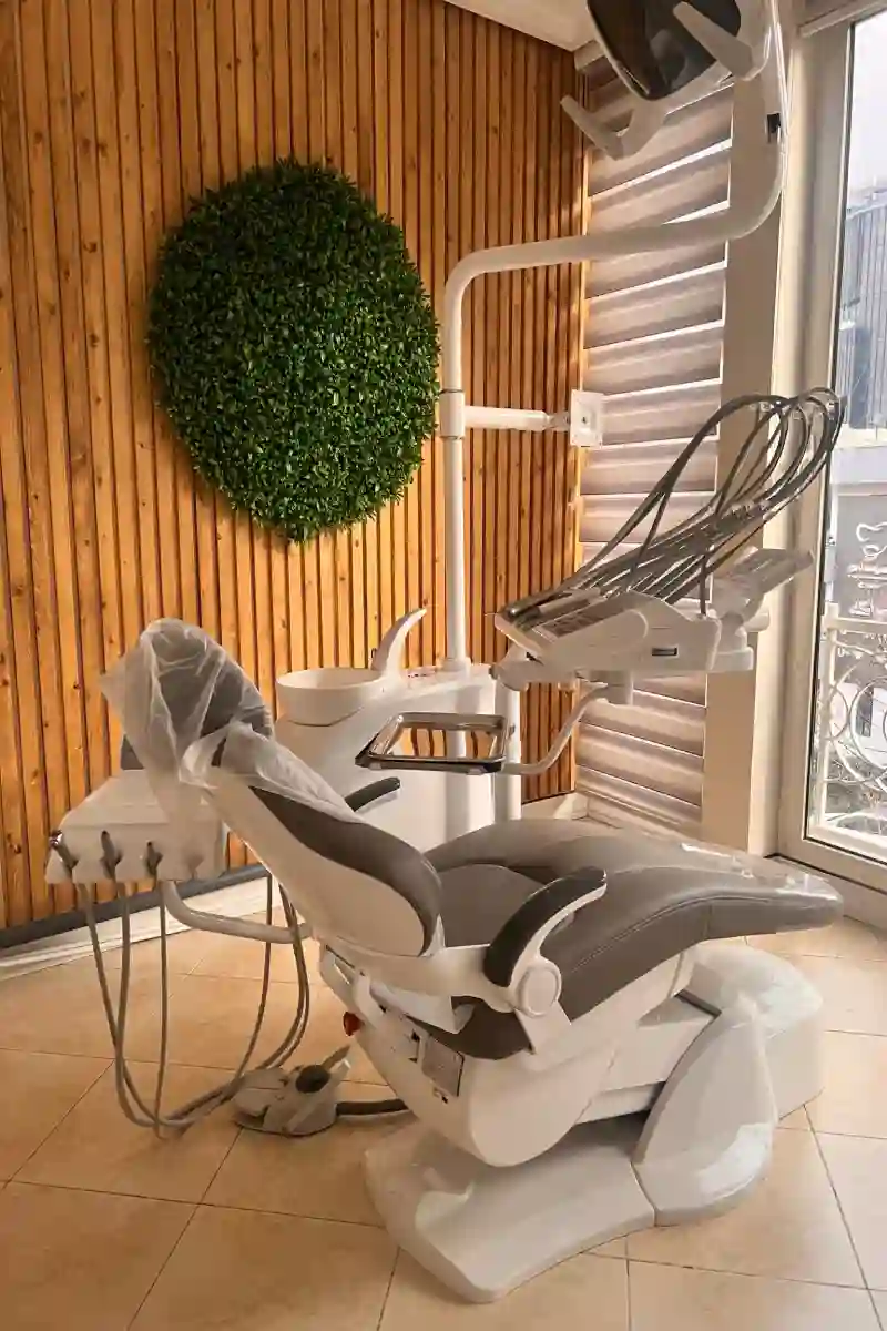 کلینیک فسدنت-دکتر کیوان علی پسندی