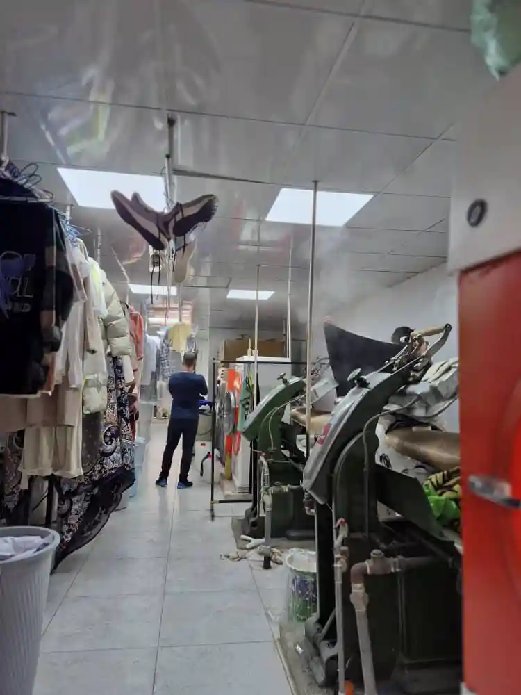 خشکشویی تک اکسپرس (پیک رایگان منطقه 1و3)