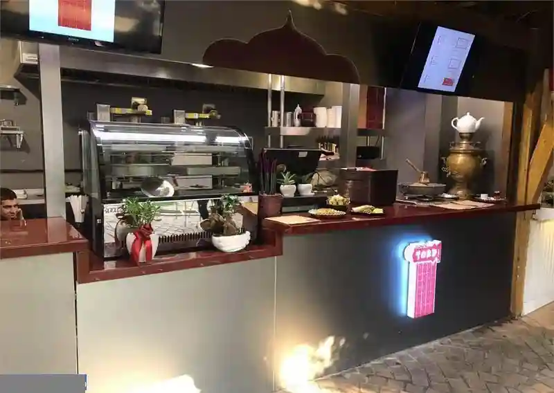 رستوران ترکیه ای دنر تُرد