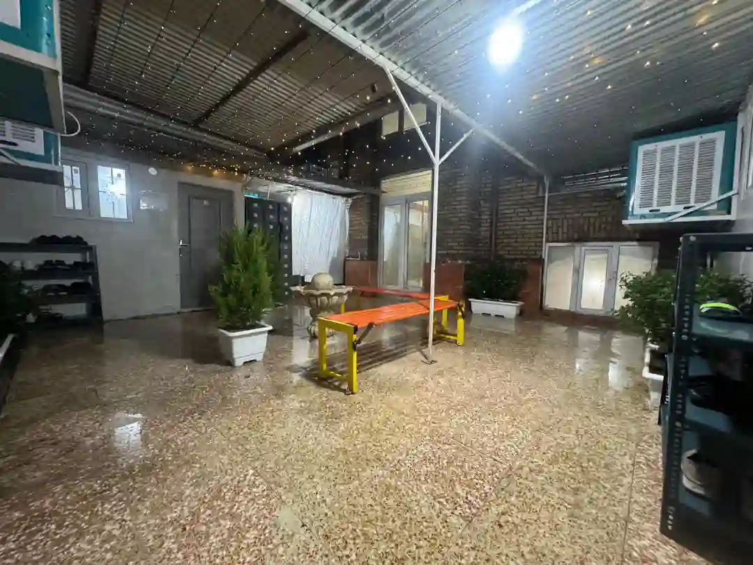 خوابگاه مردانه انقلاب