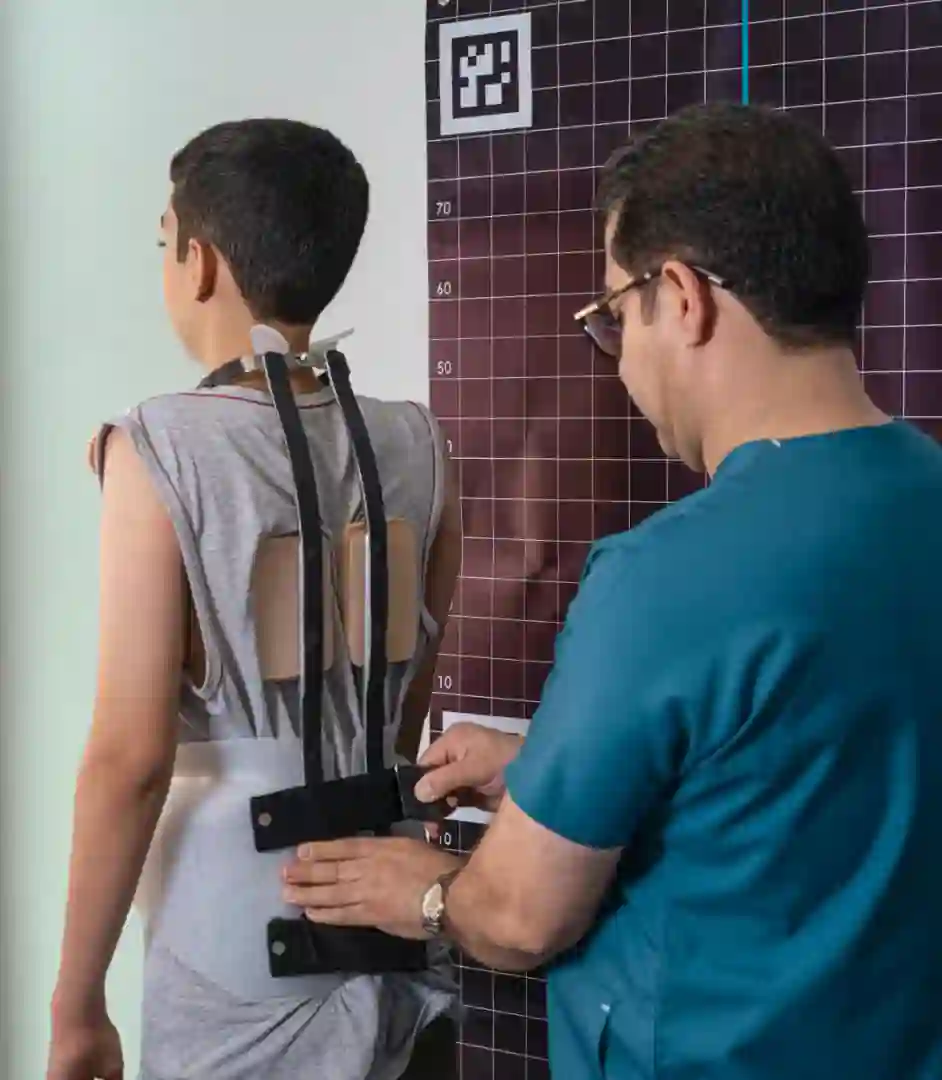 کلینیک ارتوپدی فنی سلیم(درمان غیر جراحی)