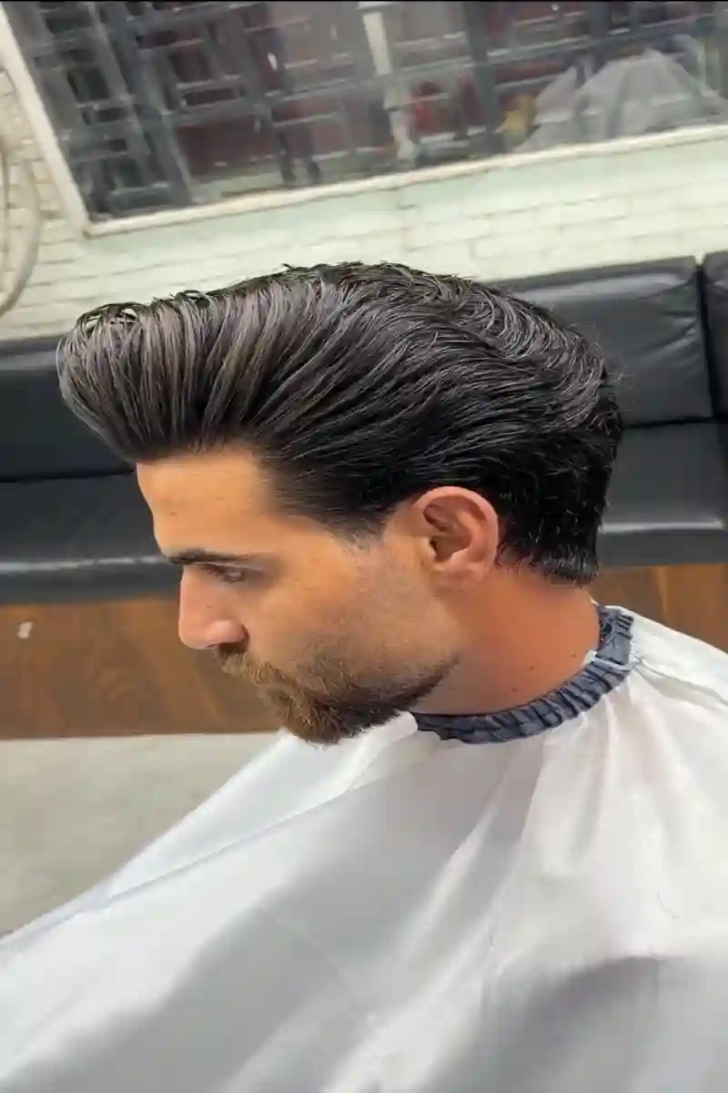 سالن آرایشگاه مردانه vip