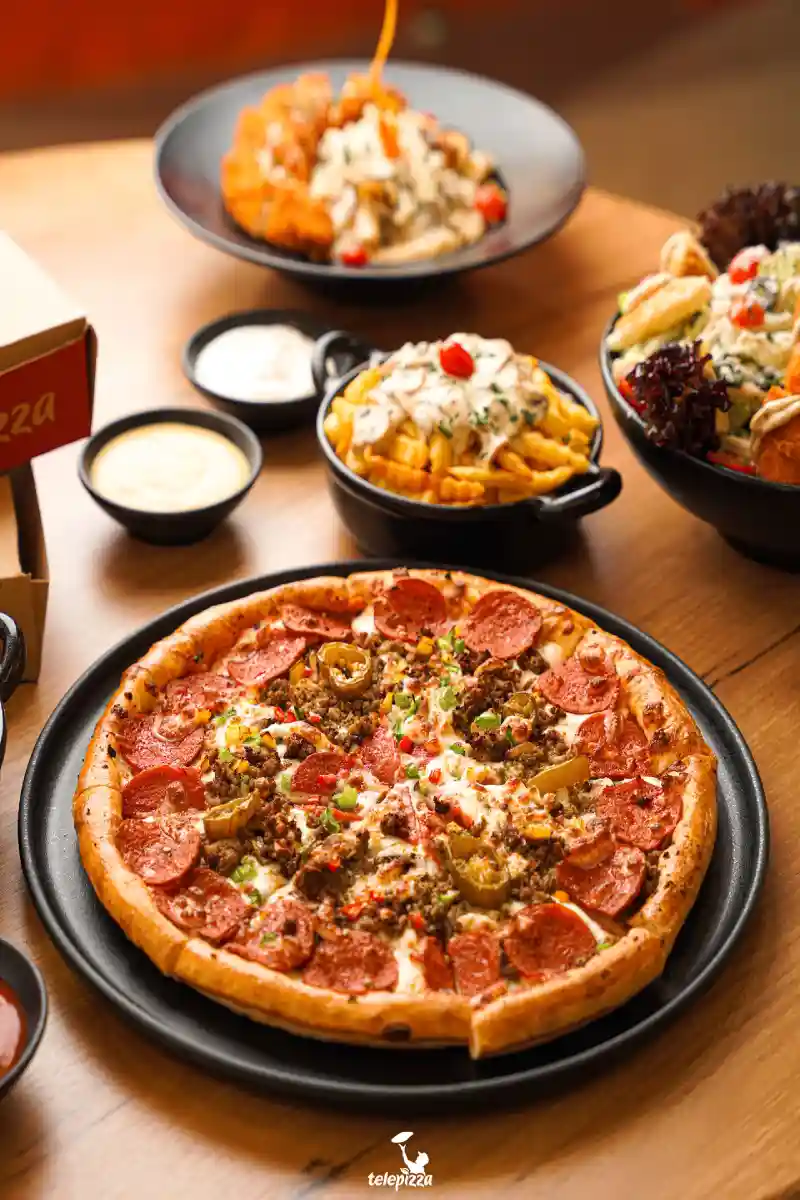 تله پیتزا شعبه سعادت آباد