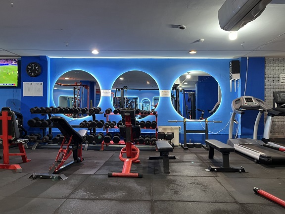 باشگاه بدنسازی گلدجیم
