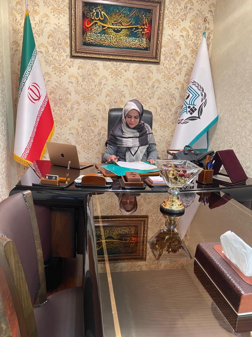 وکیل پایه یک دادگستری مرضیه عاملی