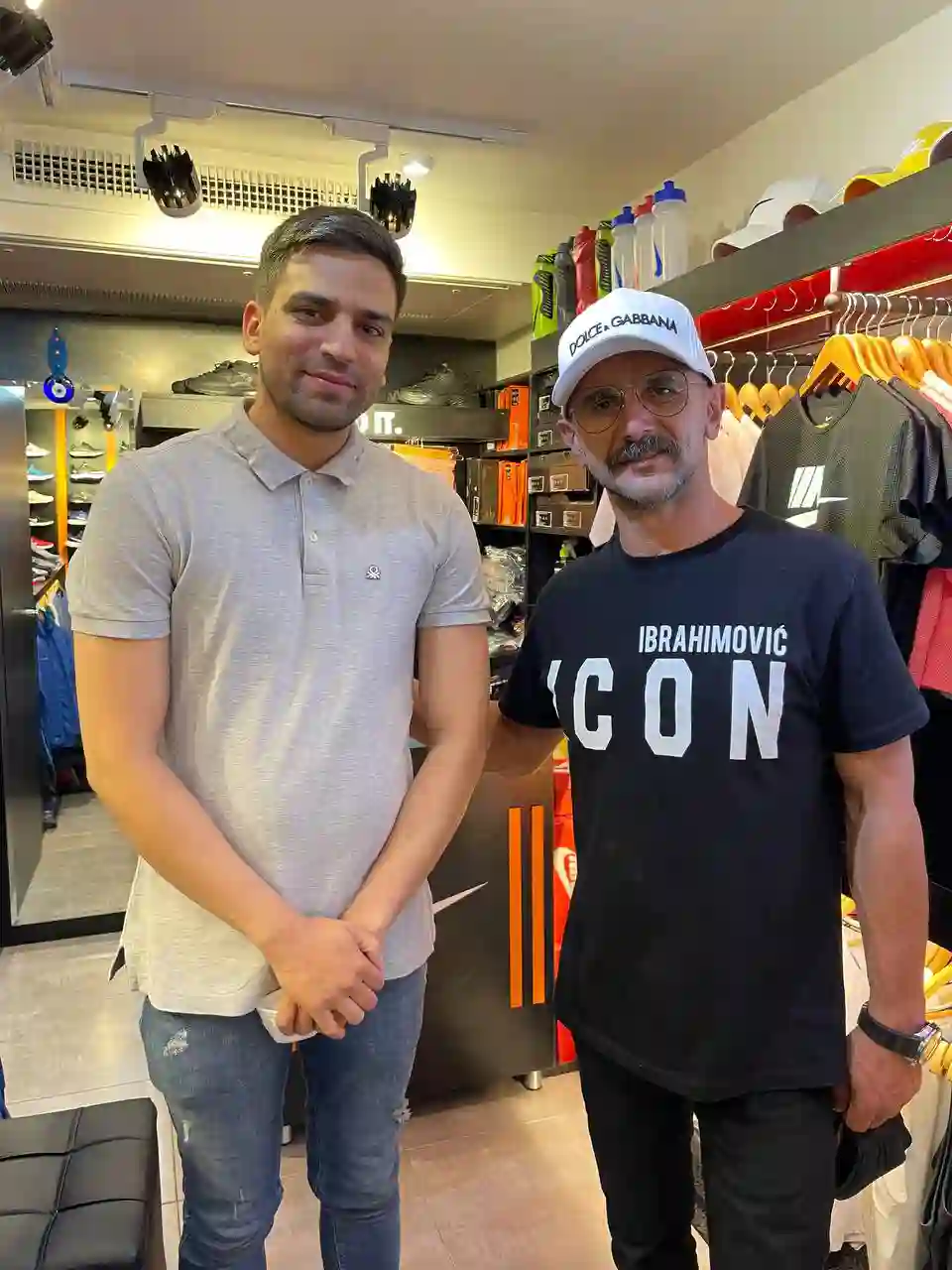 نمایندگی نایکی نیاوران