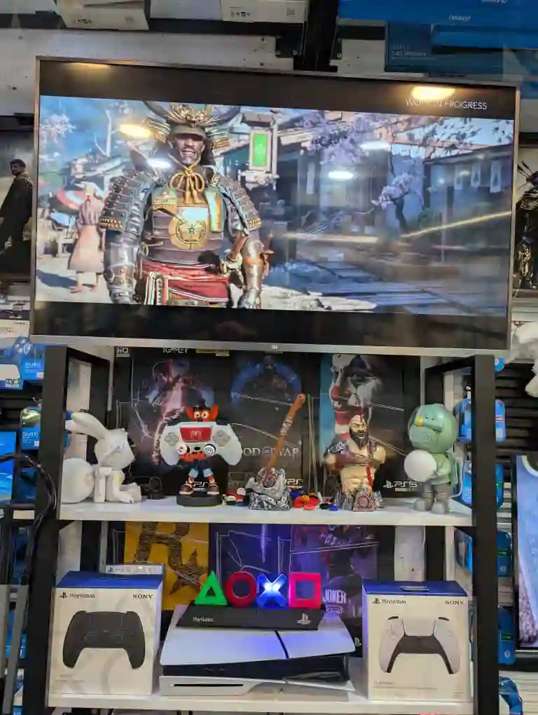 کنسول بازی پاسداران ( moein gamezone)