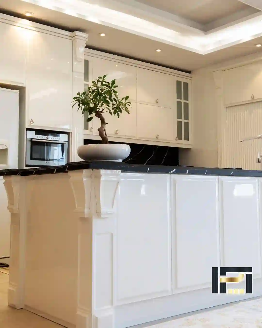 آپرا چوب شعبه 1 (کابینت و دکوراسیون)