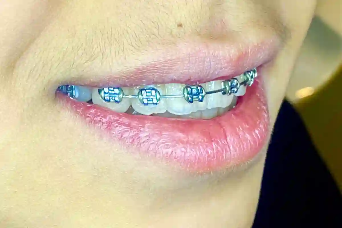 ارتودنسی و دندانپزشکی دکتر علی اقتصادی