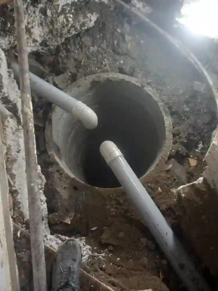  لوله بازکنی تخلیه چاه رفع نم رفع بو
