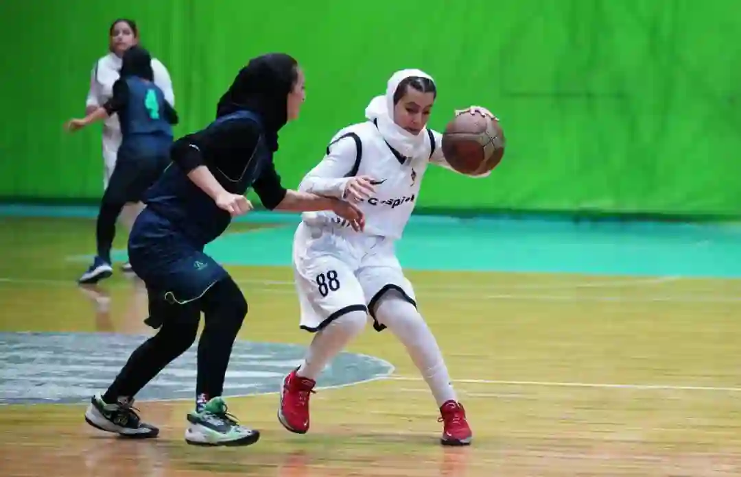 آکادمی بسکتبال دختران کاسپین ونک،دزاشیب