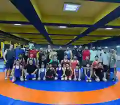 سالن کشتی توحید