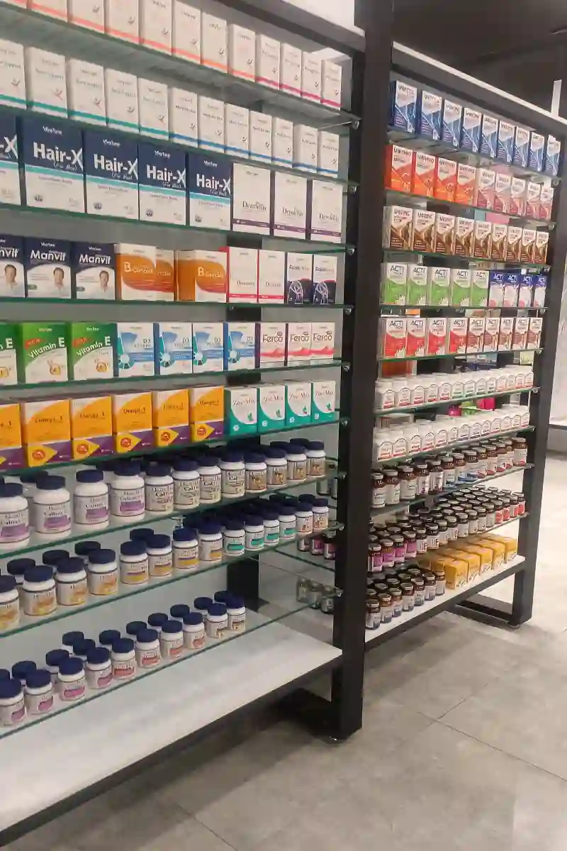 داروخانه دکتر بیدگلی (رویال غرب)