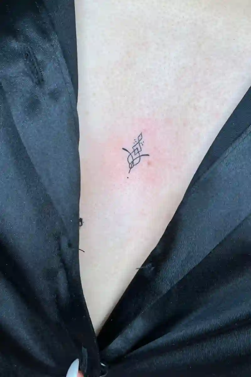 خدمات تخصصی تتوی بدن نسترن(بانوان)