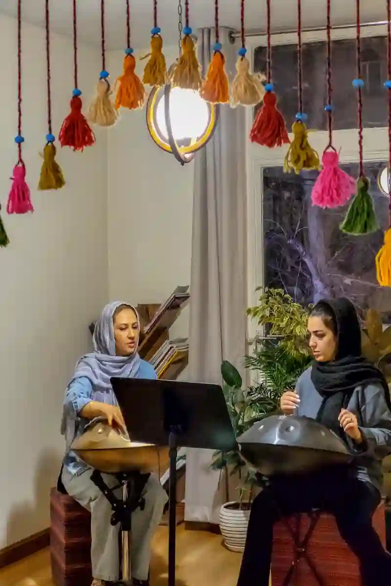 آموزشگاه موسیقی خلوت نشین