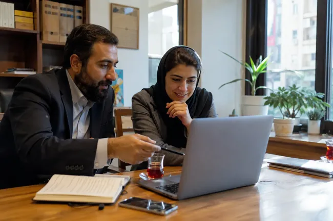 جستجوی سریع در بانک مشاغل الای‌بیز